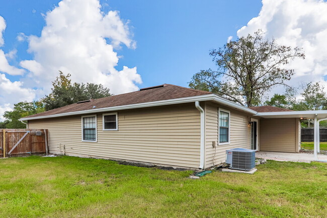 Building Photo - 8197 Boonesborough Trail