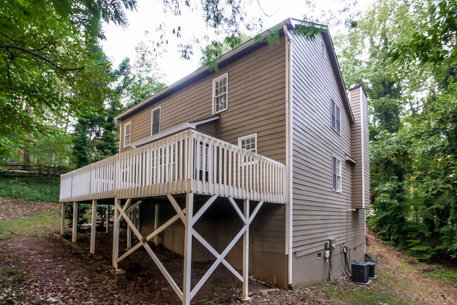 Building Photo - 1948 Hobson Ct SW