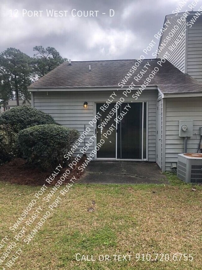 Building Photo - 12 D Port W Ct