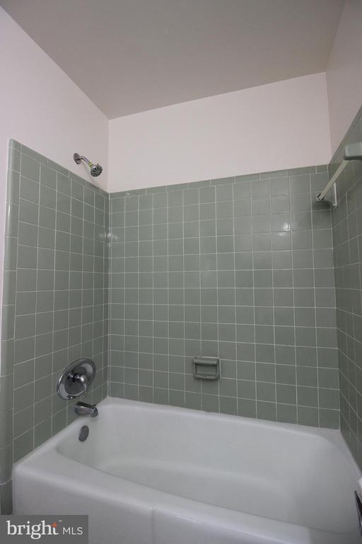 Building Photo - 7765 Brandeis Way