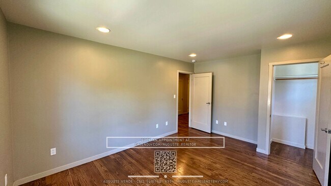 Building Photo - Temescal 2BR with Private Yard | Updated U...