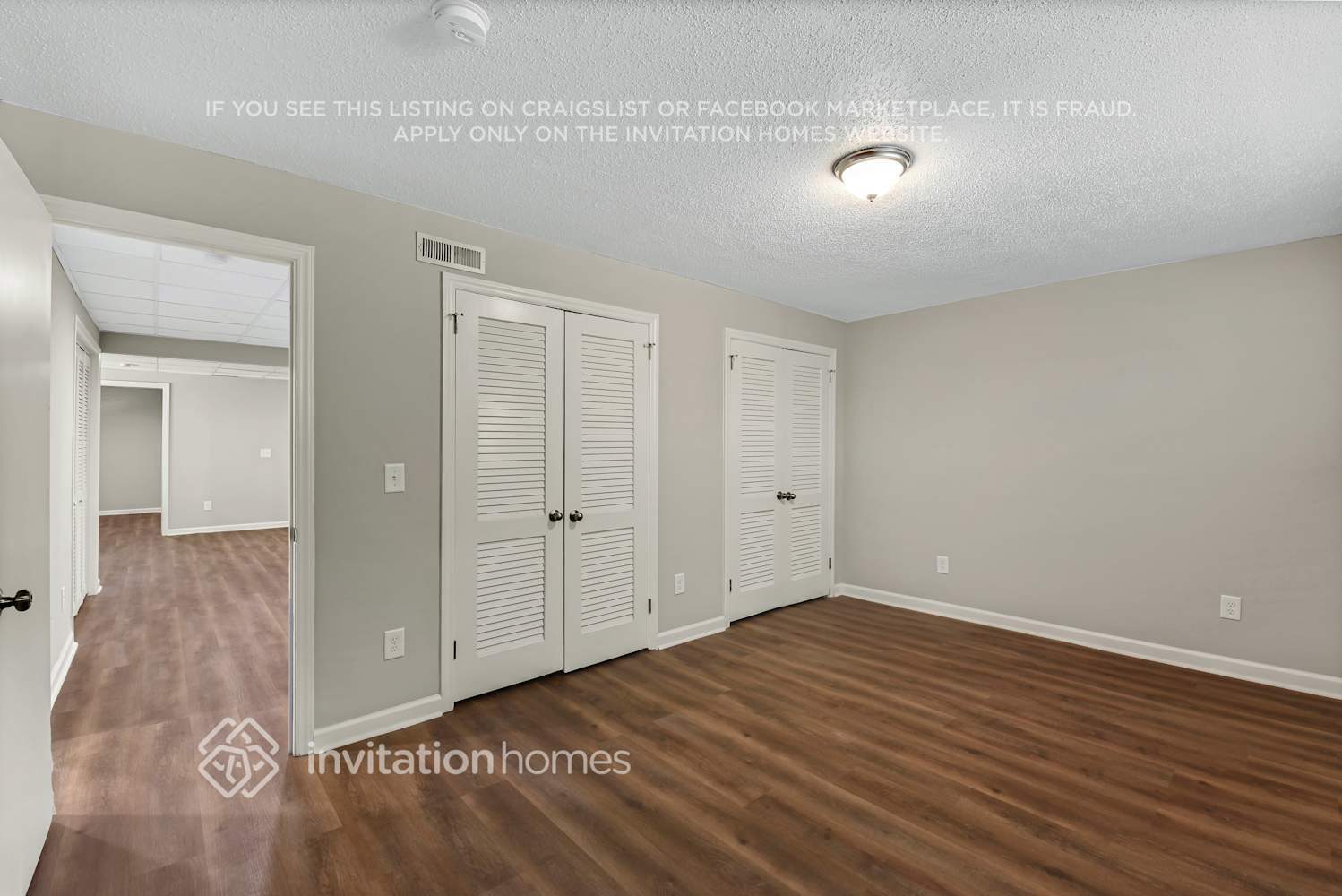 Building Photo - 2221 Gemway Dr