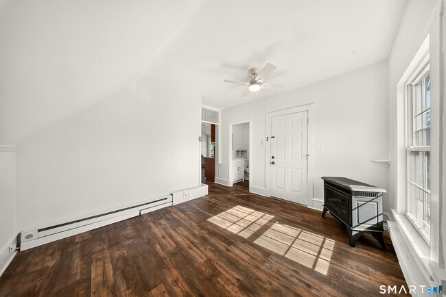 Building Photo - 42-46-46 Hanford Ave