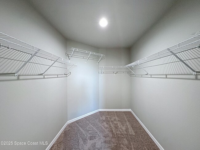 Building Photo - 534 L M Davey Ln