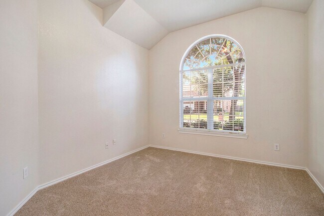 Building Photo - Charming 4-Bedroom, 2-Bathroom Home