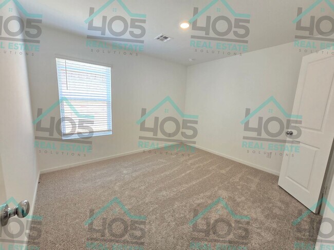 Building Photo - 20412 Deer Creek Dr