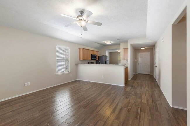 Building Photo - 31 Bark Bend Pl