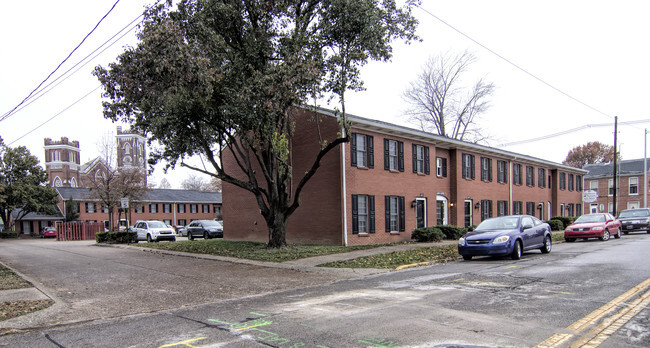 Primary Photo - Mulberry Square