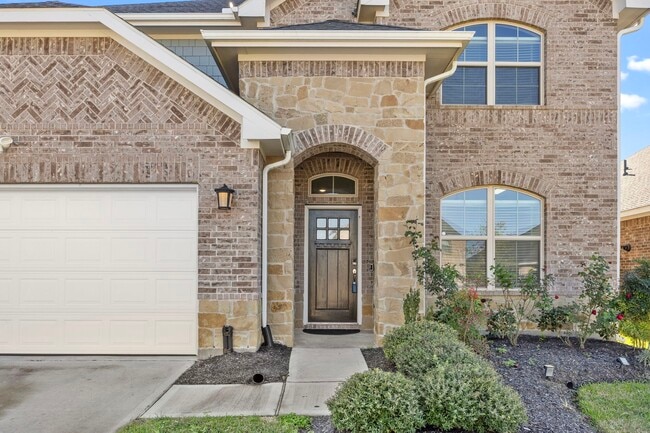 Building Photo - 31319 Horseshoe Meadow Bend Ln