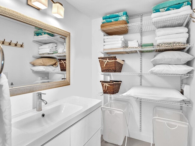 Building Photo - 3100 S Ocean Blvd