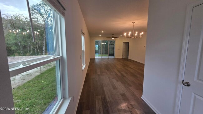 Building Photo - 644 Farmfield Dr