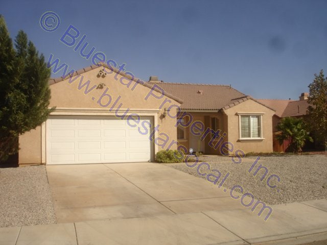 Building Photo - Just Listed !!  Single Story Home In Adela...