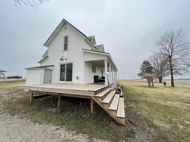 Building Photo - 3085 Overland Ave
