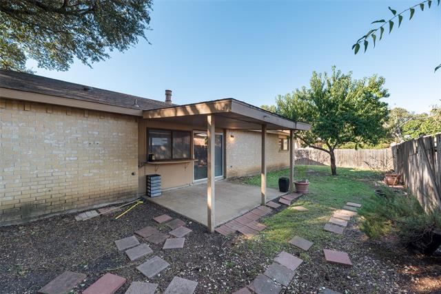 Building Photo - 1429 Whitehall Dr