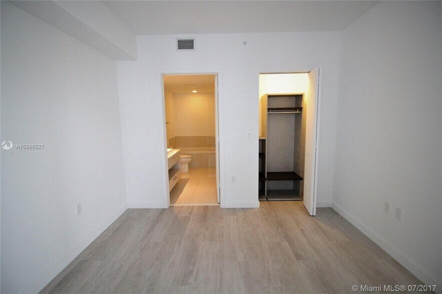 Building Photo - 45 SW 9th St