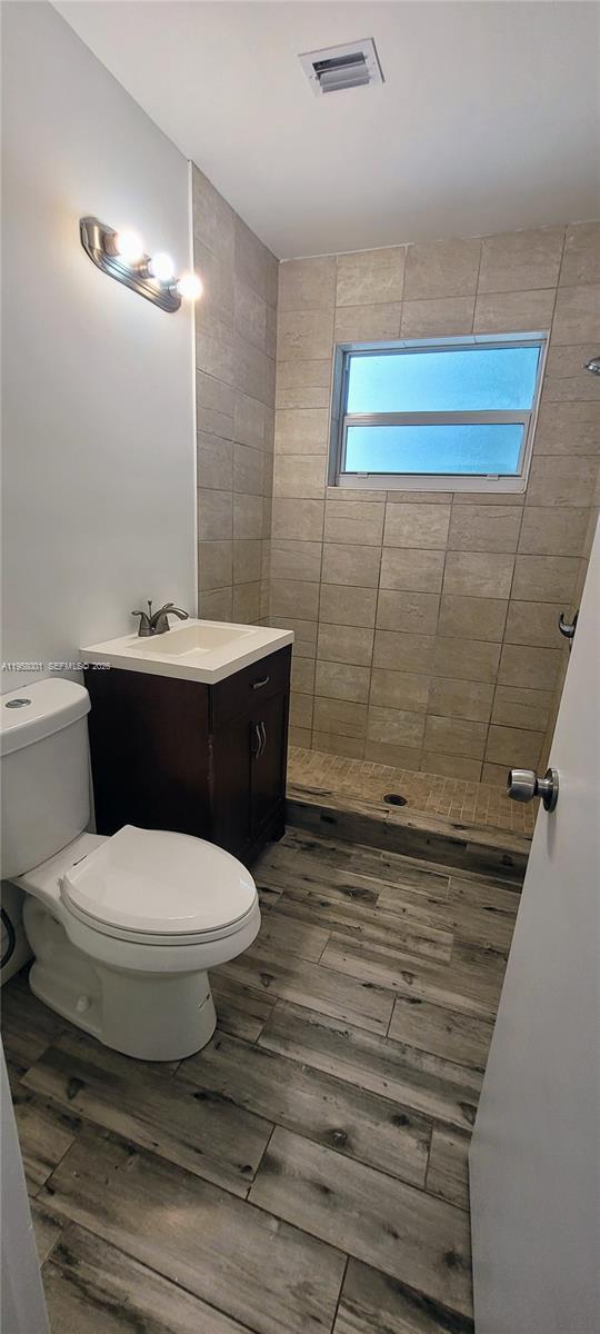 Building Photo - 1642 44th St