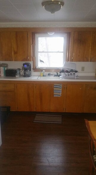 Building Photo - 199 Veazie St