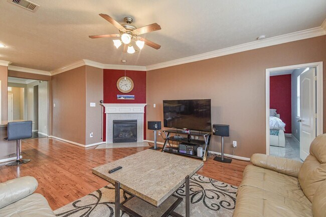 Building Photo - 21706 Owl Canyon Dr