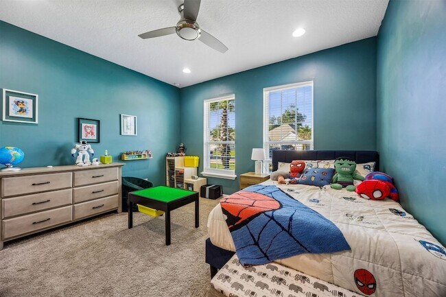 Building Photo - 79425 Plummer's Creek Dr