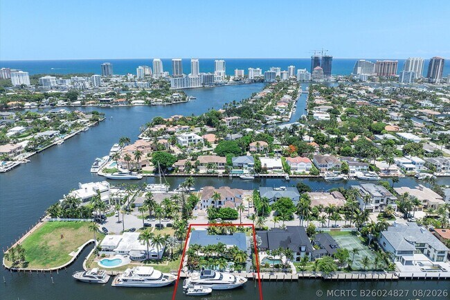 Building Photo - 207 Royal Palm Dr