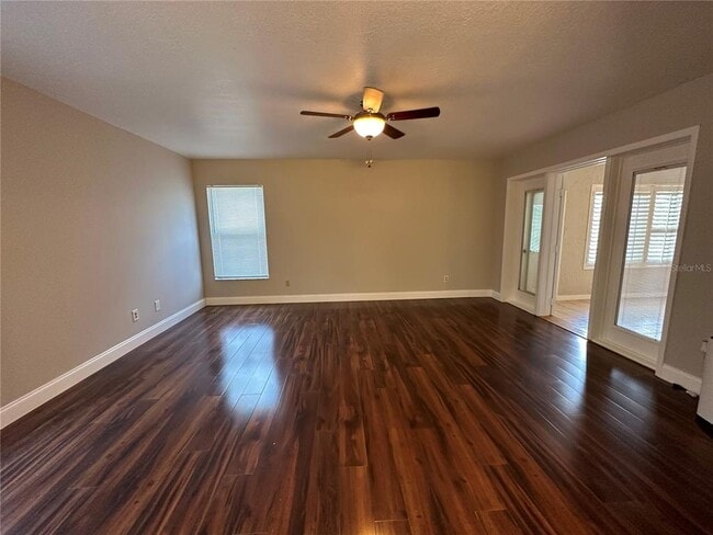 Building Photo - 1539 Pickwood Ave