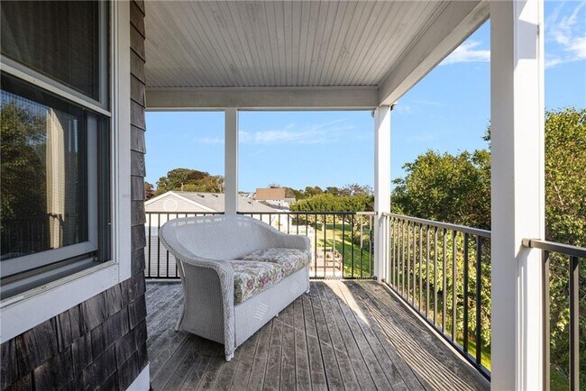 Building Photo - 9 White Terrace