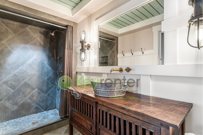 Building Photo - Charming 4-Bedroom Home on 2 Acres—Woods, Trails & Exceptional Storage