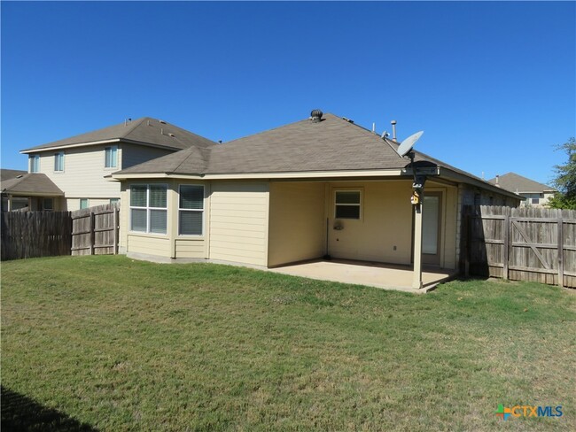 Building Photo - 2882 Oakdell Tr