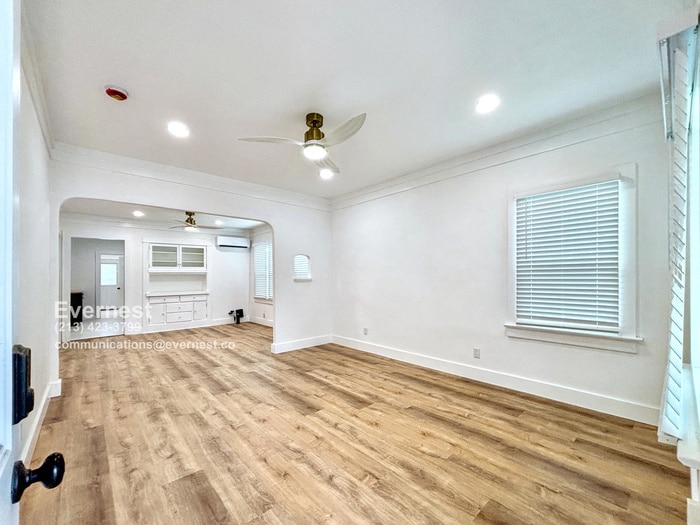 Building Photo - 3046 Guirado St