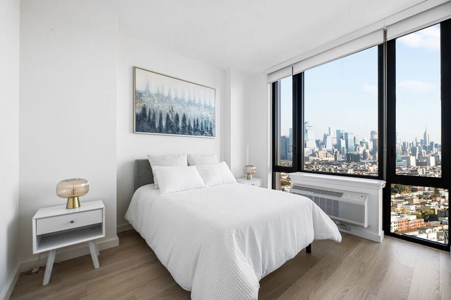 Building Photo - 26 Van Reipen