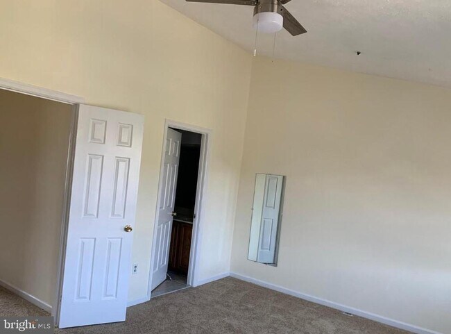 Building Photo - 4337 Regalwood Terrace
