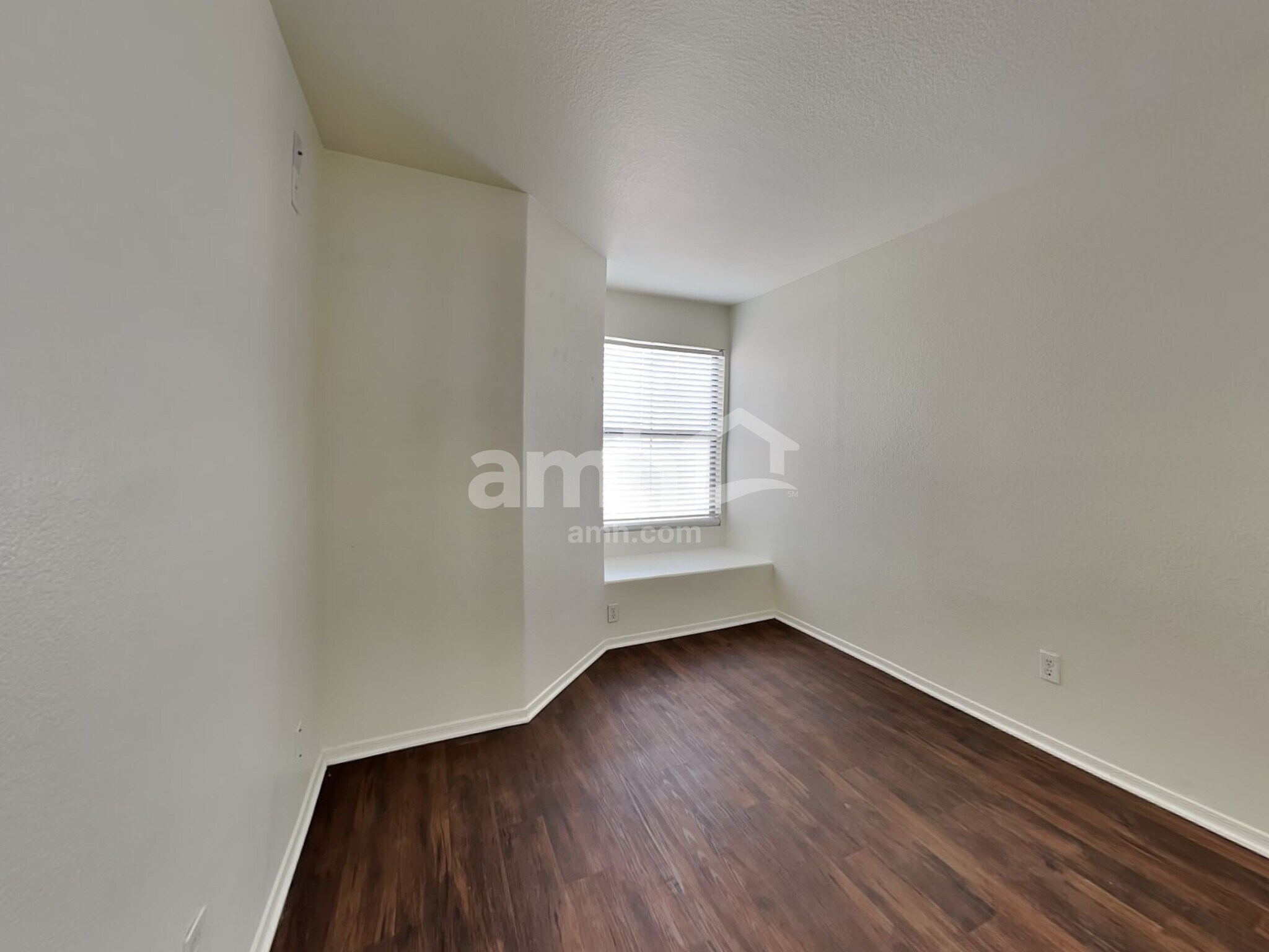 Building Photo - 8544 N 112th Ave