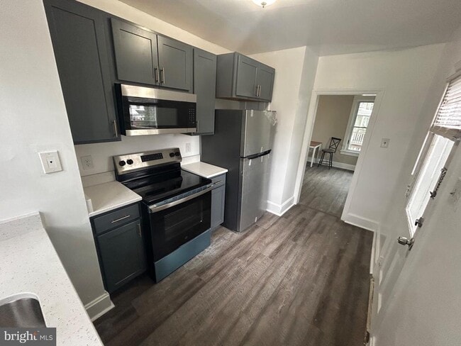 Building Photo - 3517 Rutherford St