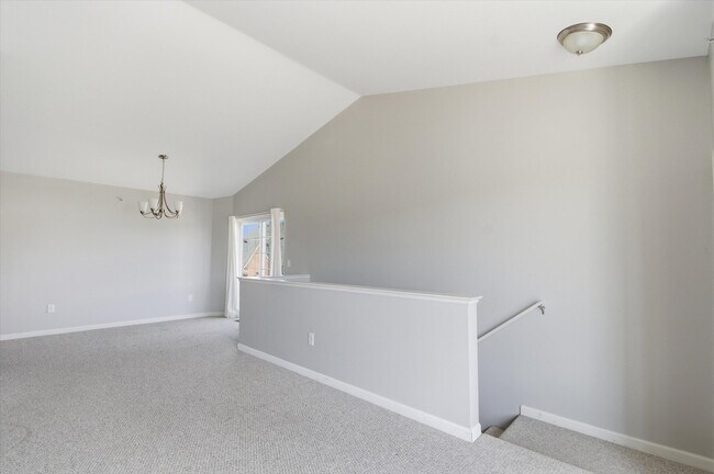 Building Photo - 1304 Riversedge Dr