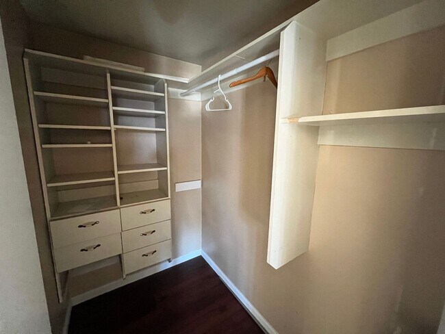 Building Photo - 4BD/3BA HOME IN SPRING VALLEY W/ SOLAR, POOL & SPA!