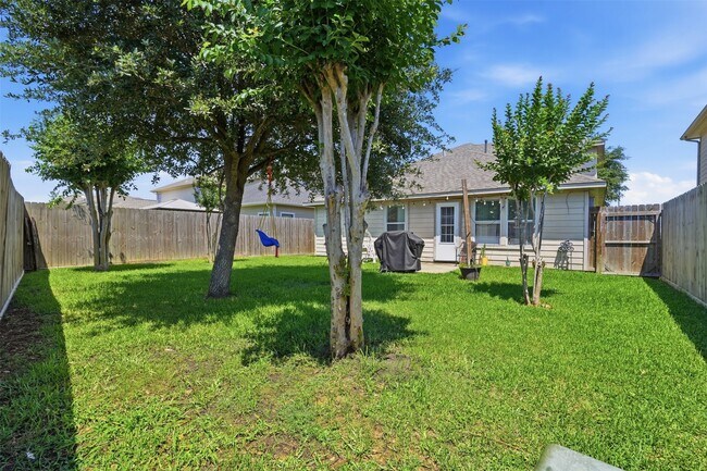 Building Photo - 14410 Long Meadow Dr