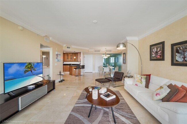 Primary Photo - 19400 Turnberry Way