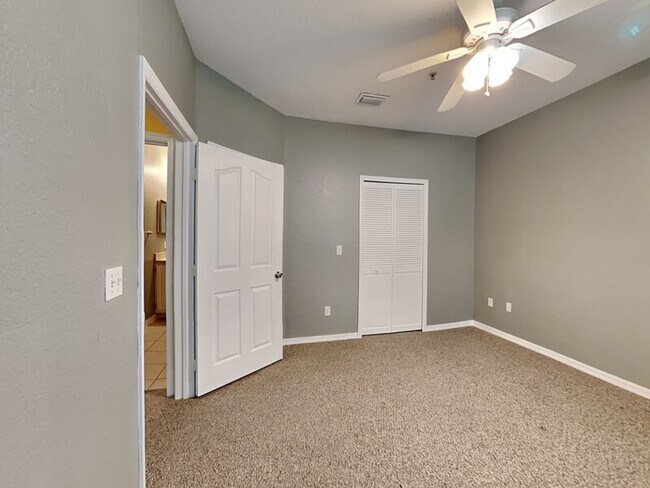 Building Photo - 2740 Maitland Crossing Way