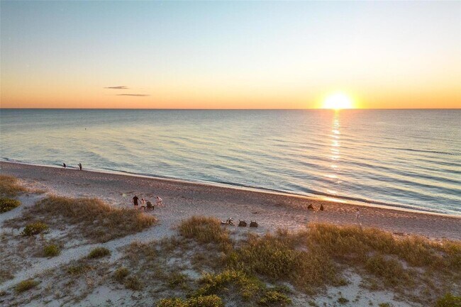 Building Photo - 12673 Palatka Dr