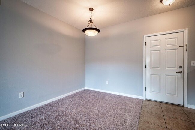 Building Photo - 4920 Key Lime Dr