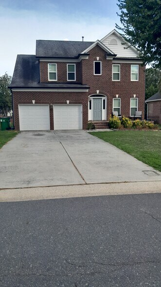 Primary Photo - 1206 Mendenhall Ct