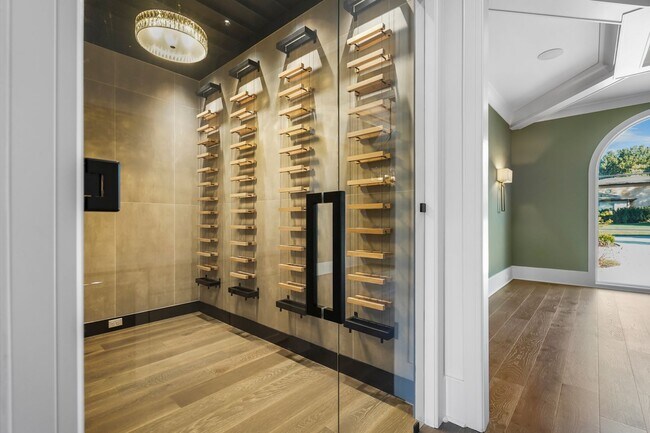 Building Photo - 3311 Skyline Dr