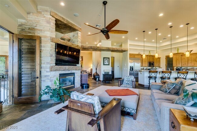 Building Photo - 549 Regents Gate Dr