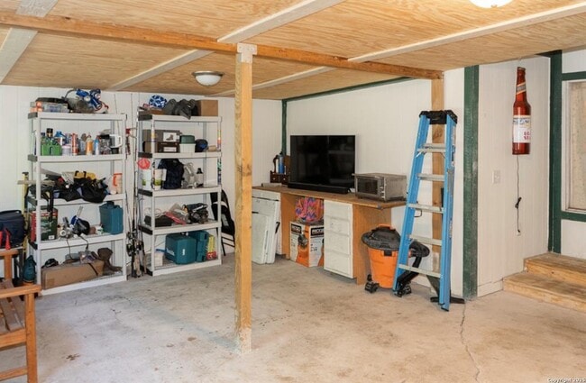 Building Photo - 5215 Overbrook Dr