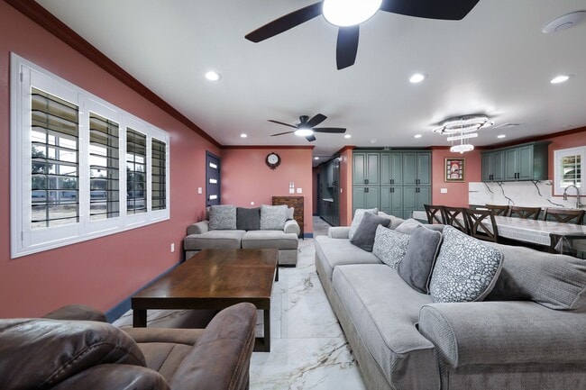 Building Photo - FOR RENT Fully Remodeled 4 Bed / 3 Bath Home on 2.4 Acres Modern Upgrades & Open Land