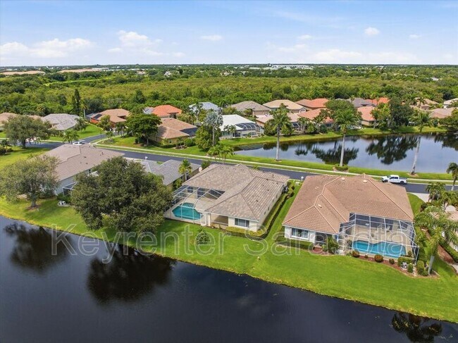 Building Photo - 4956 Bridgehampton Blvd