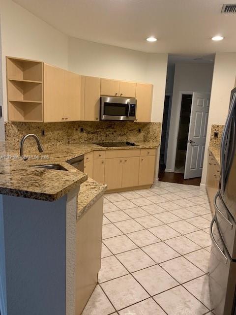 Building Photo - 2800 Kinsington Cir