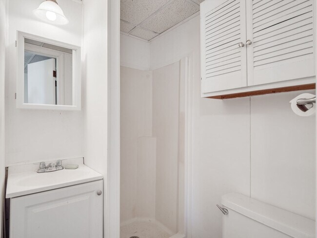 Building Photo - 23 Lowell St