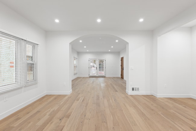 Building Photo - 6511 Orange St