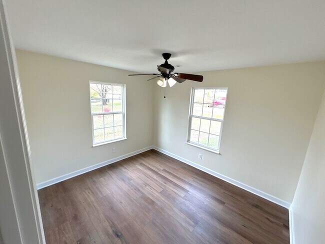 Building Photo - 3718 Reagan Ave NW